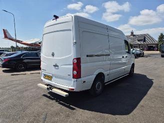 krockskadad bil auto Volkswagen Crafter 2.0 BiTDi 2014/9