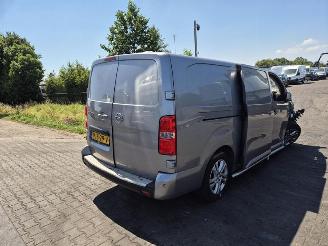 Uttjänta bilar bedrijf Opel Vivaro 2.0 CDTi 2021/1