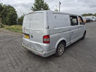 Uttjänta bilar bedrijf Volkswagen Transporter 2.5 TDI 96 KW 2006/8