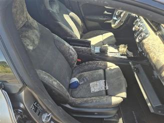 Mercedes Cla-klasse 200d picture 8