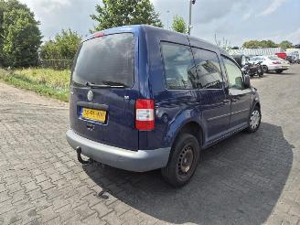 krockskadad bil auto Volkswagen Caddy 1.6 2004/8