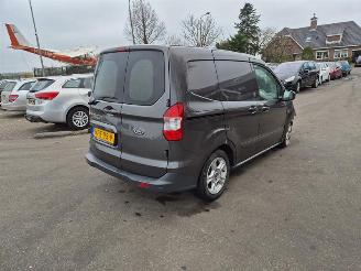 Schadeauto Ford Transit Courier Van 1.5 EcoBlue 2022/5