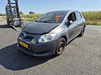 Toyota Auris 1.4 VVT picture 3