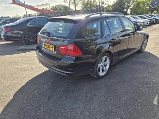 Coche accidentado BMW 3-serie 316i Touring 2010/1