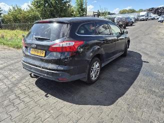 Démontage voiture Ford Focus 1.6 TDCi Wagon 2013/11
