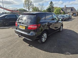 Avarii autoturisme Mercedes B-klasse 180 2015/6