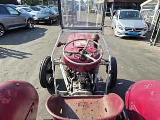 Massey Ferguson  MF35 picture 8