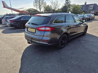 damaged passenger cars Ford Mondeo Wagon 1.6 TDCi 2015/1