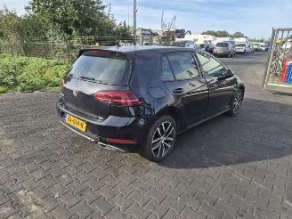 Volkswagen e-Golf  picture 1