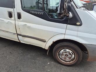 Ford Transit 2.2 TDCi picture 5