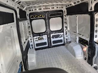Peugeot Boxer 2.3 D Multijet picture 9