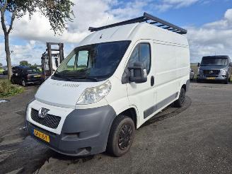 Peugeot Boxer 2.3 D Multijet picture 3