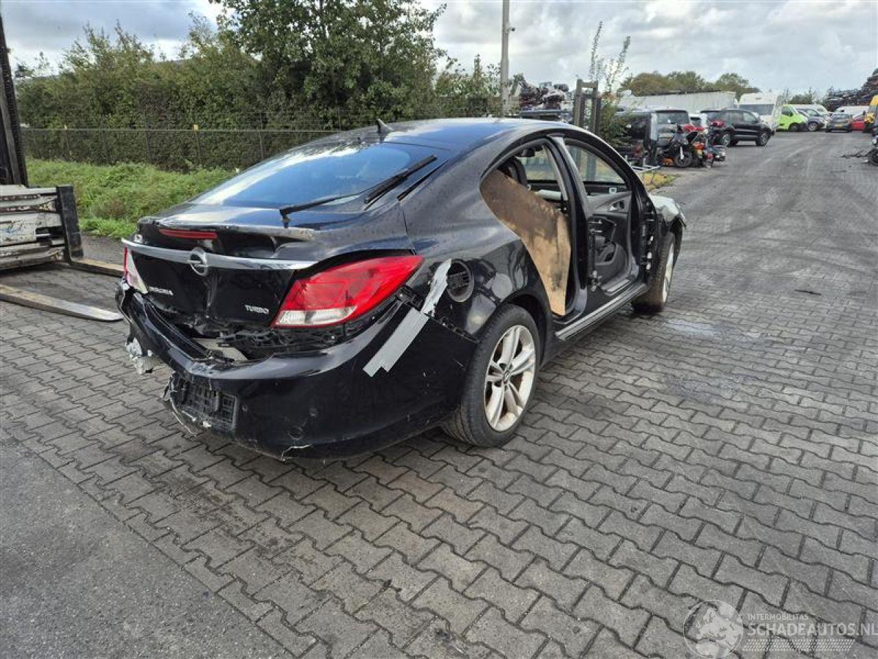 Opel Insignia 1.6 Turbo