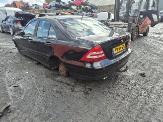 Mercedes C-klasse 200 CDi picture 2