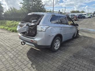 Uttjänta bilar auto Mitsubishi Outlander 2.0 PHEV 4x4 2015/1