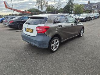 skadebil auto Mercedes A-klasse A180 2013/5