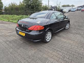Coche siniestrado Peugeot 307 CC 2.0 2004/6