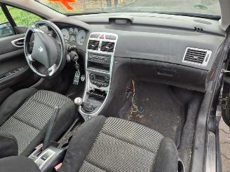 Peugeot 307 CC 2.0 picture 5