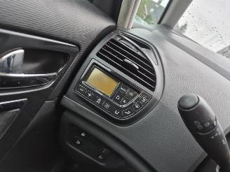 Citroën C4 Grand Picasso 1.6 Vti picture 7