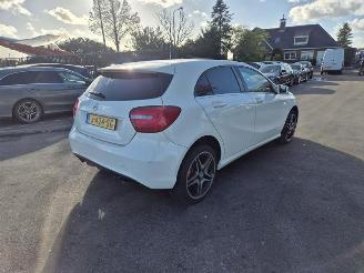 krockskadad bil auto Mercedes A-klasse A 180 2013/1