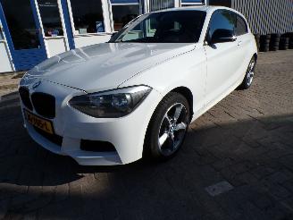 Voiture accidenté BMW 1-serie 116D 2012/6