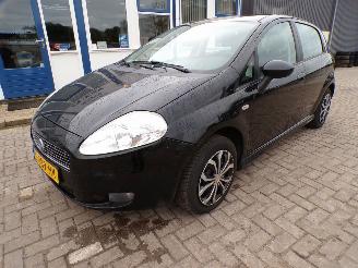 Damaged car Fiat Grande Punto 1.4-16v Racing 2007/8