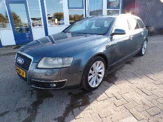 Schadeauto Audi  3.2 FSI V6 quattro 2005/6