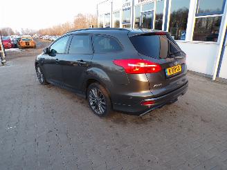 Ford Focus 1.5 eco Boost  ST LINE picture 4