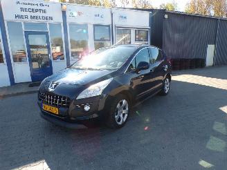 Voiture accidenté Peugeot 3008 1.6 VTi Premi Tre 2009/7