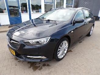 Opel Insignia SPORTS TOURER picture 1