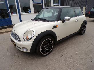 skadebil auto Mini Cooper 1.6 Pepper 2008/1
