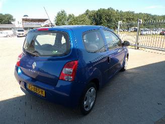 Renault Twingo 1.2 Authentique picture 4