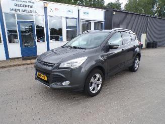 Schadeauto Ford Kuga 1,5 eco boost trend edition 2015/4