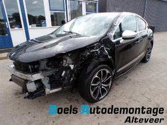 Voiture accidenté Citroën DS4 DS 4/DS 4 Crossback (NX), Hatchback, 2015 / 2018 1.6 16V THP Racing 2015/12
