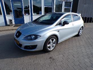 Coche accidentado Seat Leon 1.6 Reference 2009/8