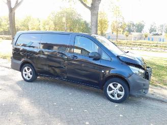 skadebil bedrijf Mercedes Vito 4 wheel drive 140 kw 2017/2