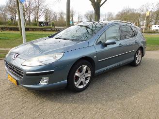 Damaged car Peugeot 407  2004/11