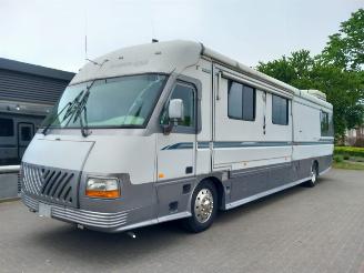 krockskadad bil camper Chevrolet   1996/3