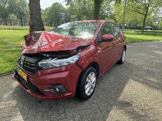 damaged passenger cars Dacia Sandero  2021/1