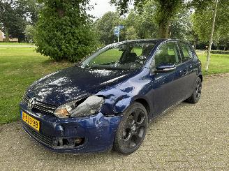 Volkswagen Golf  picture 1