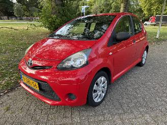 krockskadad bil auto Toyota Aygo  2013/1