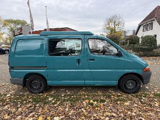 Toyota Hi-Ace  picture 6