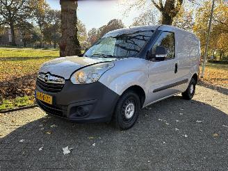damaged passenger cars Opel Combo VAN 2012/1