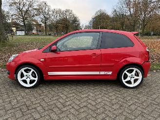 Ford Fiesta  picture 2