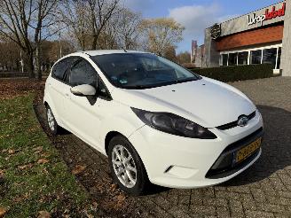 Ford Fiesta  picture 7