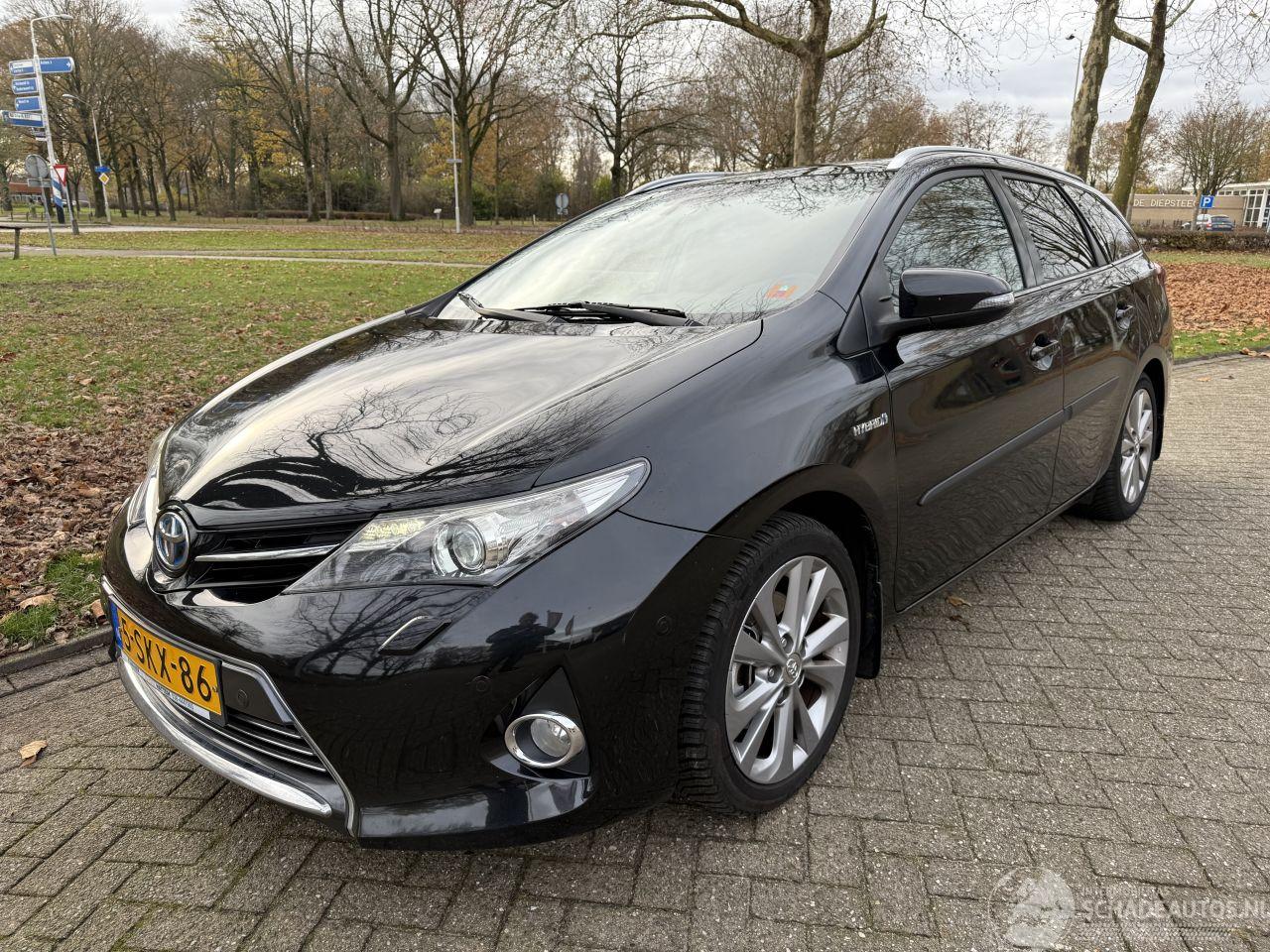 Toyota Auris Touring Sports 