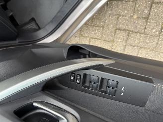 Toyota Auris  picture 12