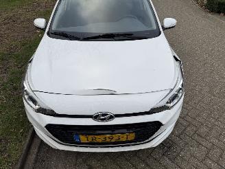 Hyundai I-20  picture 19