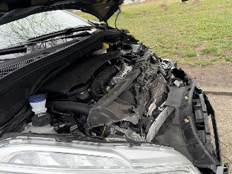 Peugeot 208  picture 12