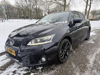 škoda osobní automobily Lexus Ct 200 h 2012/1